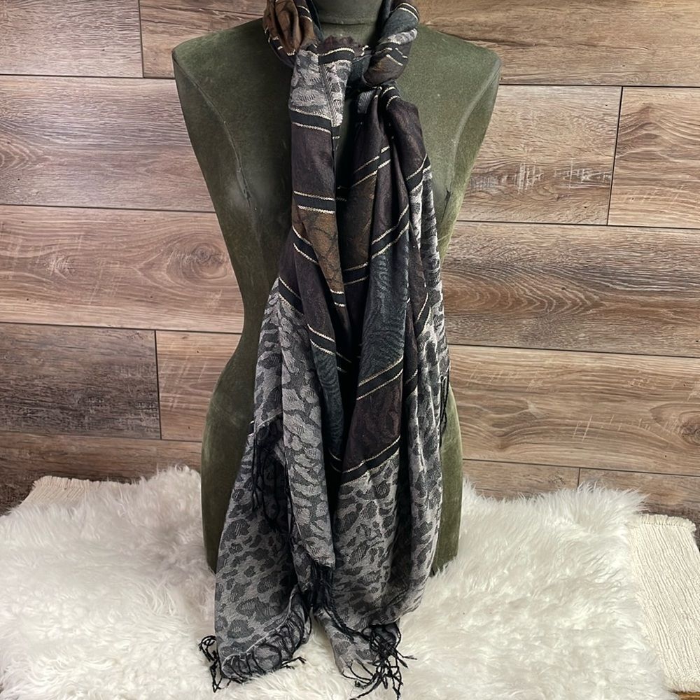 ACCESSORY STREET Ladies Scarf Wrap Black Brown Silver Threading Fringe Large